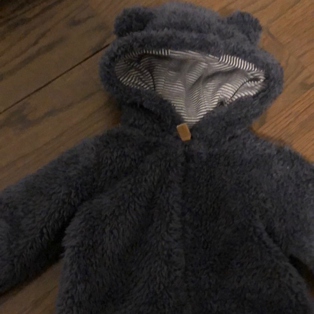 Grey fleece coverall - Almost new. 3 months